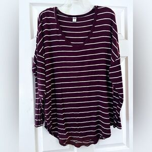 Old Navy Women's Long Sleeve Striped Tee - Burgundy and White
